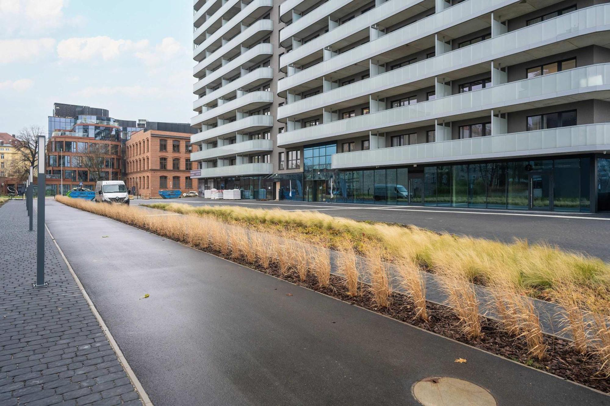Old Town River With Balcony & Parking By Renters Apartamento *